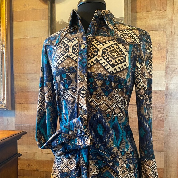 Aztec Show Blouse - Picture 1 of 3